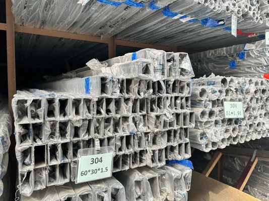 Hair Line Seamless Stainless Steel Rectangle Pipe 3000mm 4000mm Length